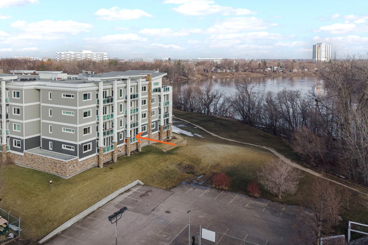206-755 North Drive